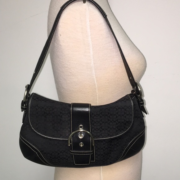 Coach Handbags - AUTHENTIC COACH PURSE